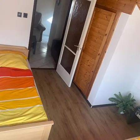 Jesolo Apartmanhaz Lägenhet Balatonkeresztúr
