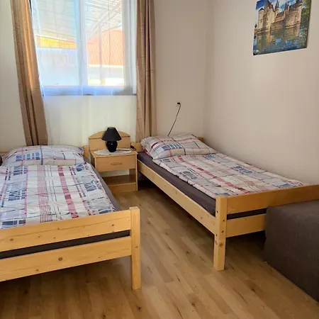 Jesolo Apartmanhaz Lägenhet *