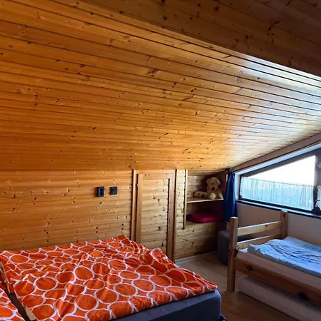 Jesolo Apartmanhaz Lägenhet Balatonkeresztúr